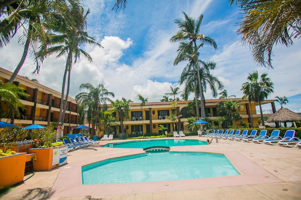 Hotel Estancia San Carlos Guayabitos Rincon de Guayabitos Esterno foto
